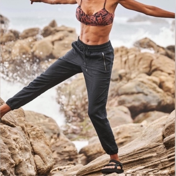 ATHLETA CABO BLACK LINEN JOGGERS SIZE 10 - Picture 2 of 14